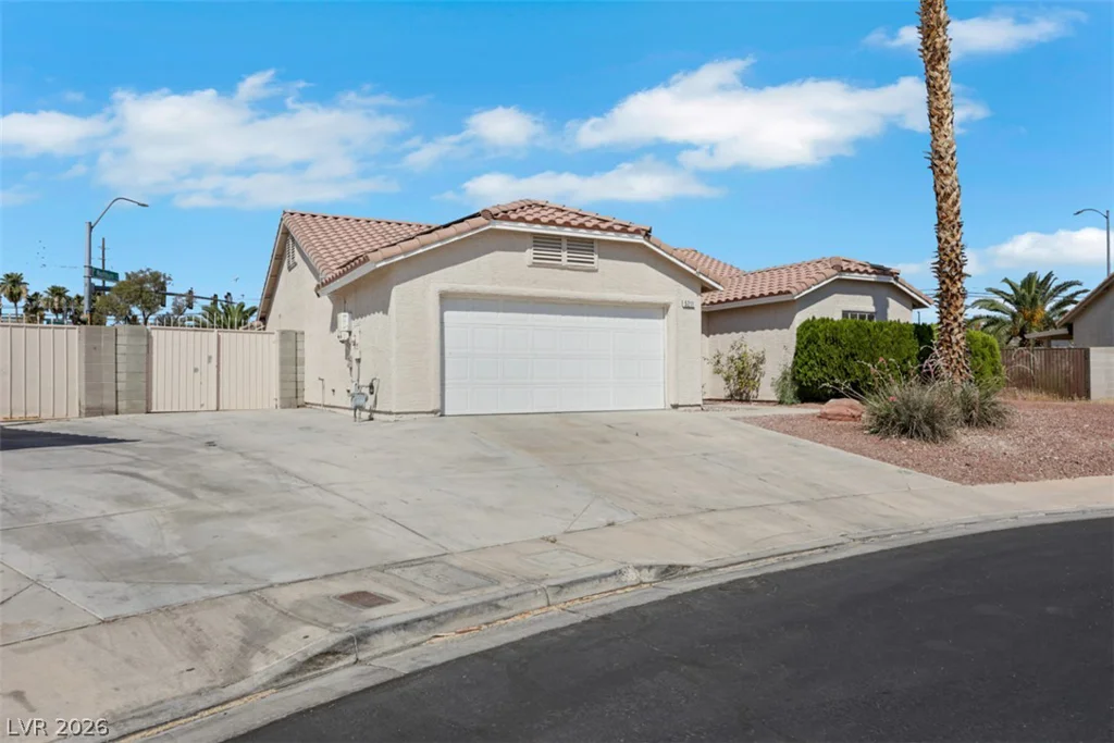 5211 Joshua Jose, North Las Vegas, NV 89031