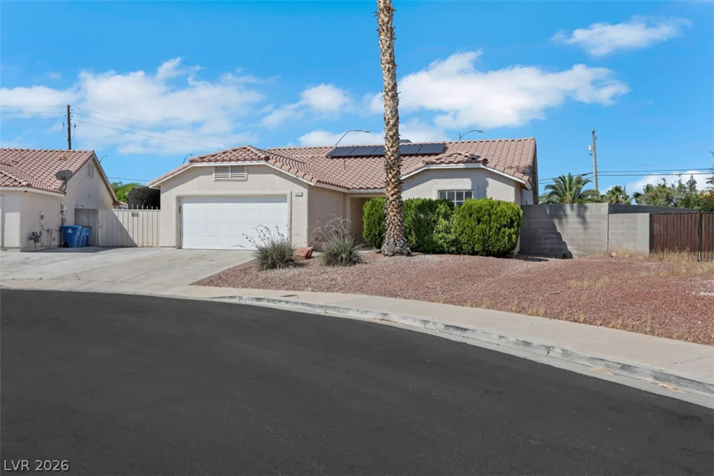 5211 Joshua Jose, North Las Vegas, NV 89031
