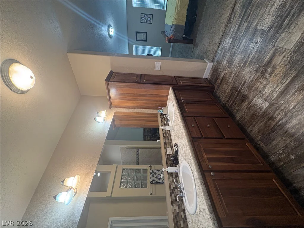 65 100th, Ely, NV 89301