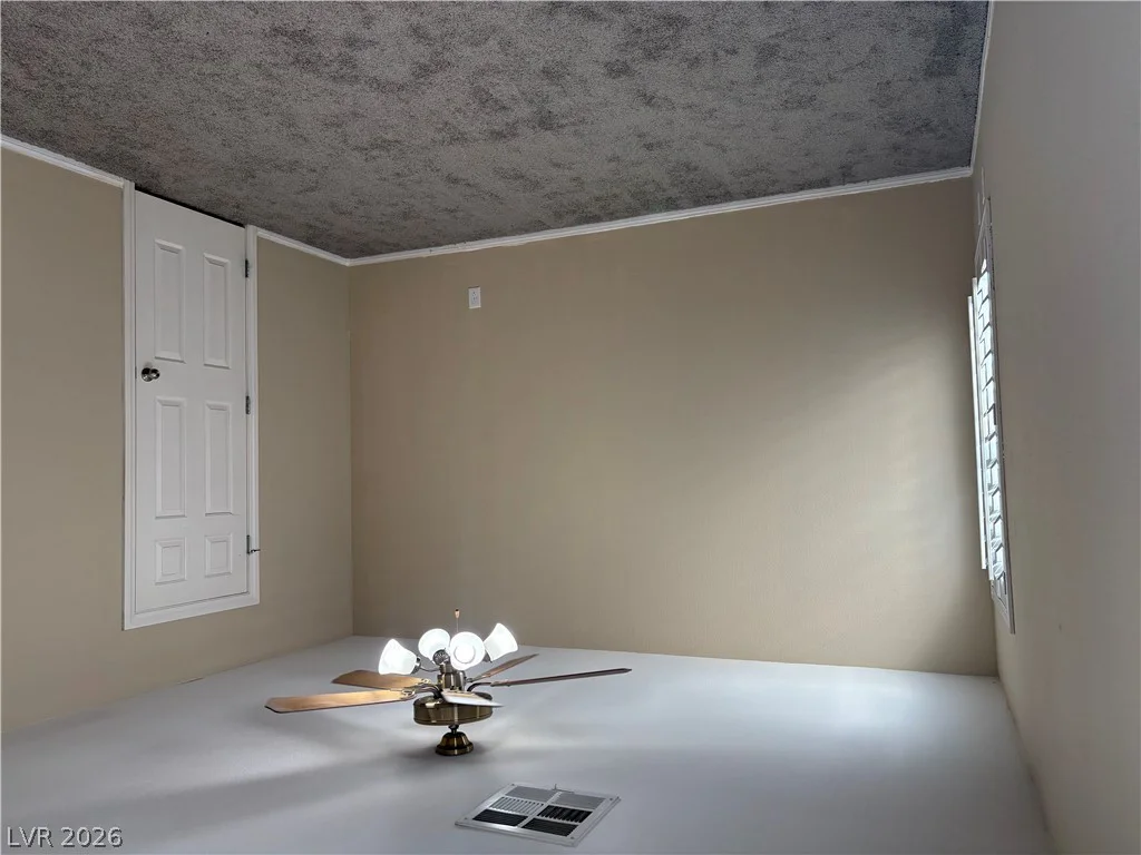 5903 Blue Grouse, Las Vegas, NV 89142