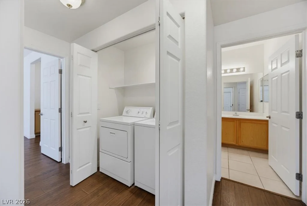 3825 Juno Beach, Las Vegas, NV 89129