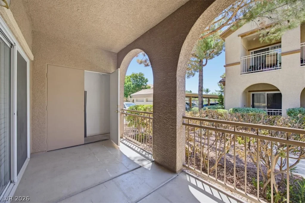 3825 Juno Beach, Las Vegas, NV 89129