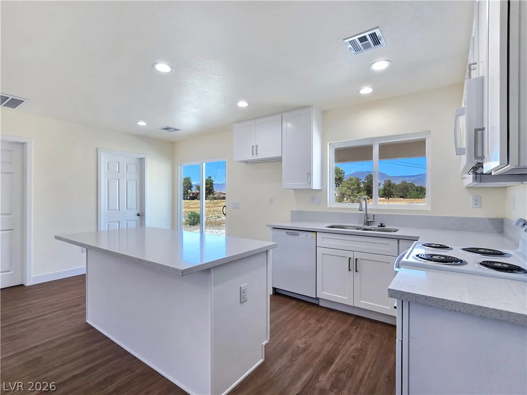 660 San Lorenzo, Pahrump, NV 89048