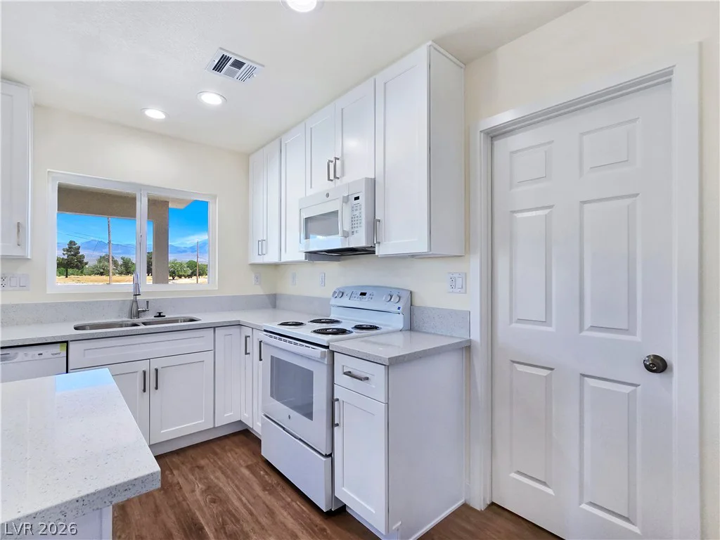 660 San Lorenzo, Pahrump, NV 89048