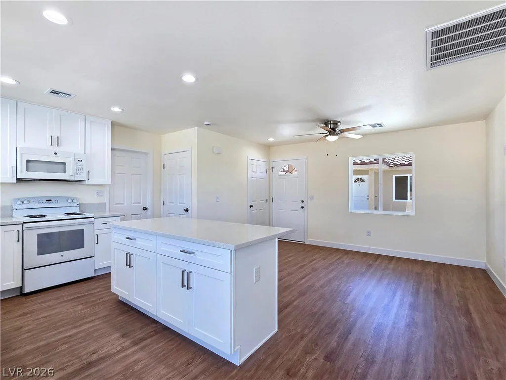 660 San Lorenzo, Pahrump, NV 89048