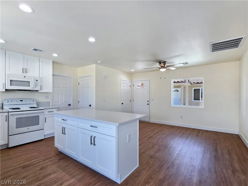 660 San Lorenzo, Pahrump, NV 89048