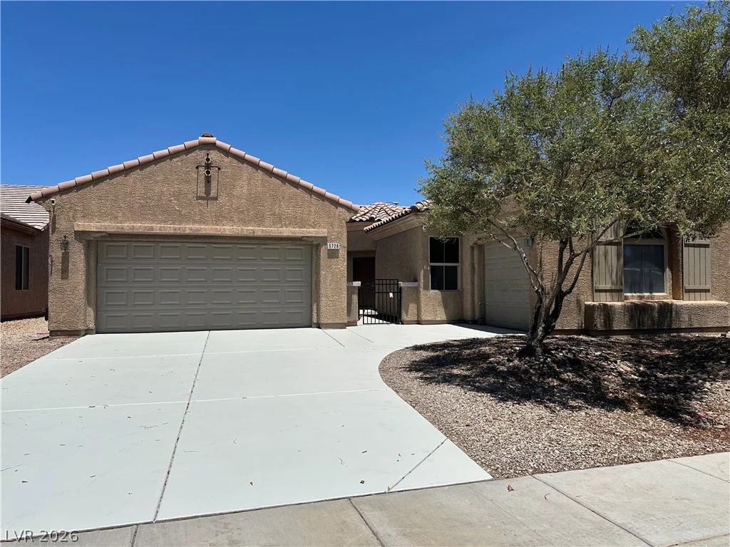 5728 Flying Birdie, Las Vegas, NV 89122