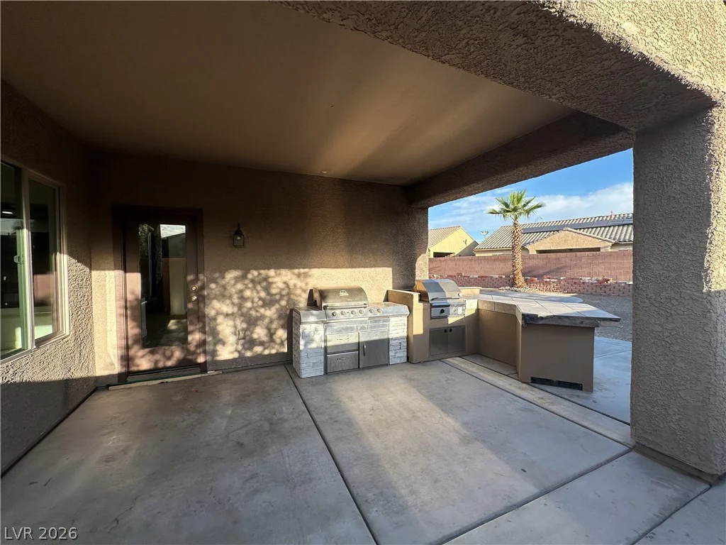 5728 Flying Birdie, Las Vegas, NV 89122