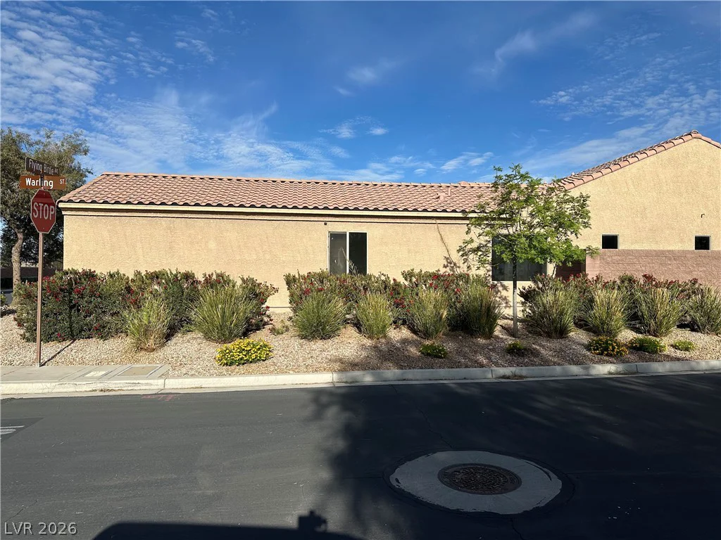 5728 Flying Birdie, Las Vegas, NV 89122