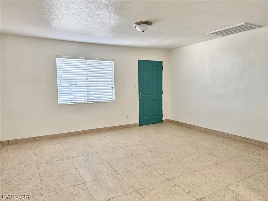 1815 Evelyn, Henderson, NV 89011