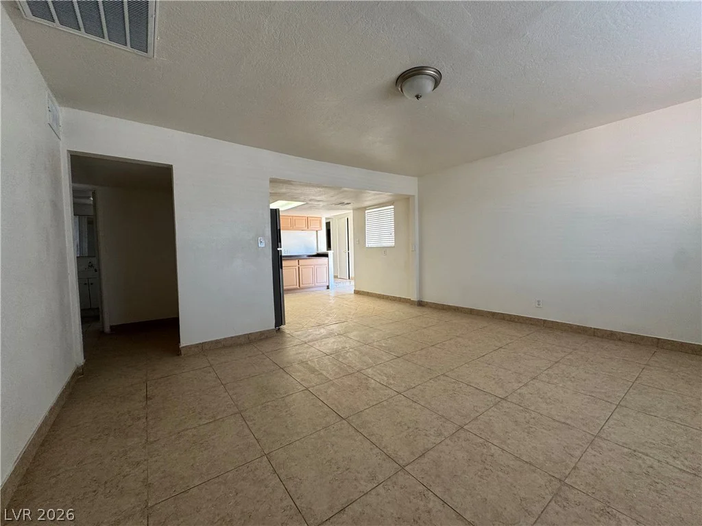 1815 Evelyn, Henderson, NV 89011