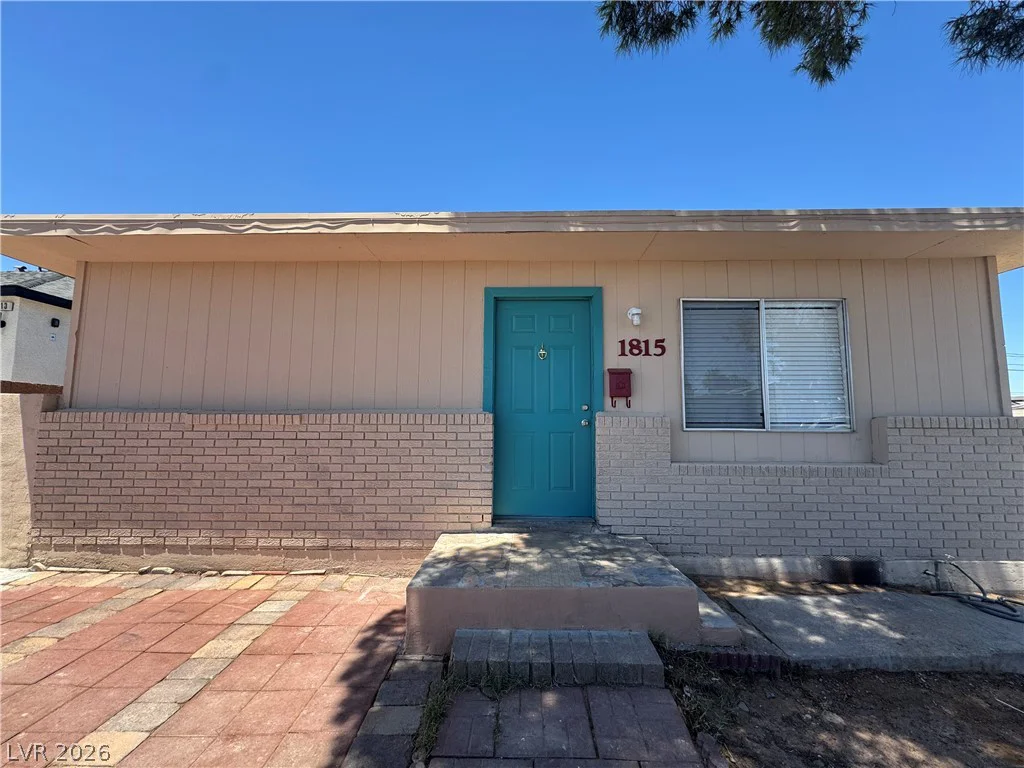 1815 Evelyn, Henderson, NV 89011