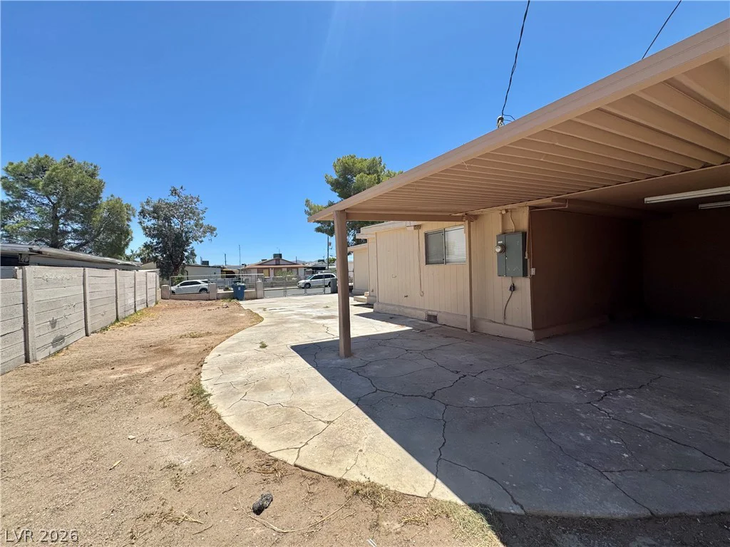 1815 Evelyn, Henderson, NV 89011