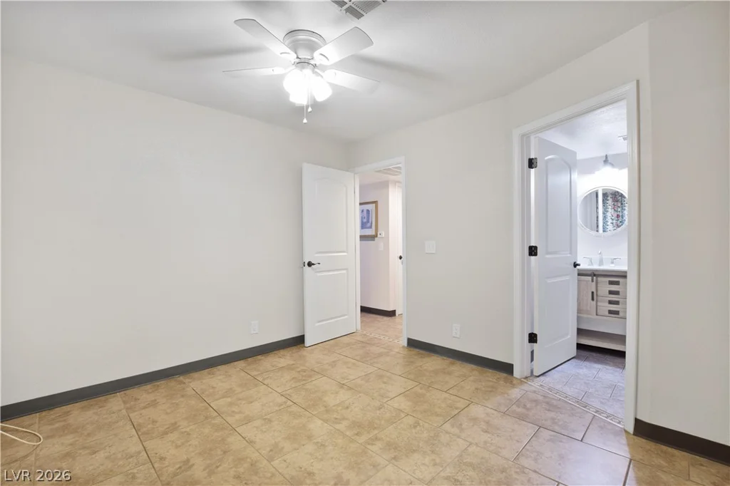 1321 Cinder Rock, Las Vegas, NV 89128