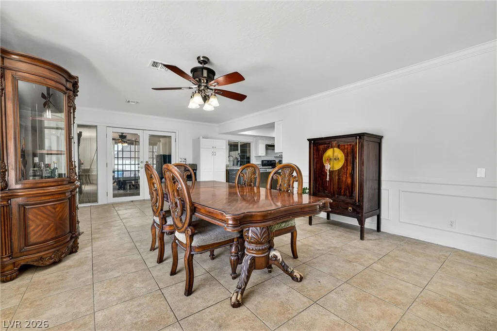 4534 Emerald, Las Vegas, NV 89120