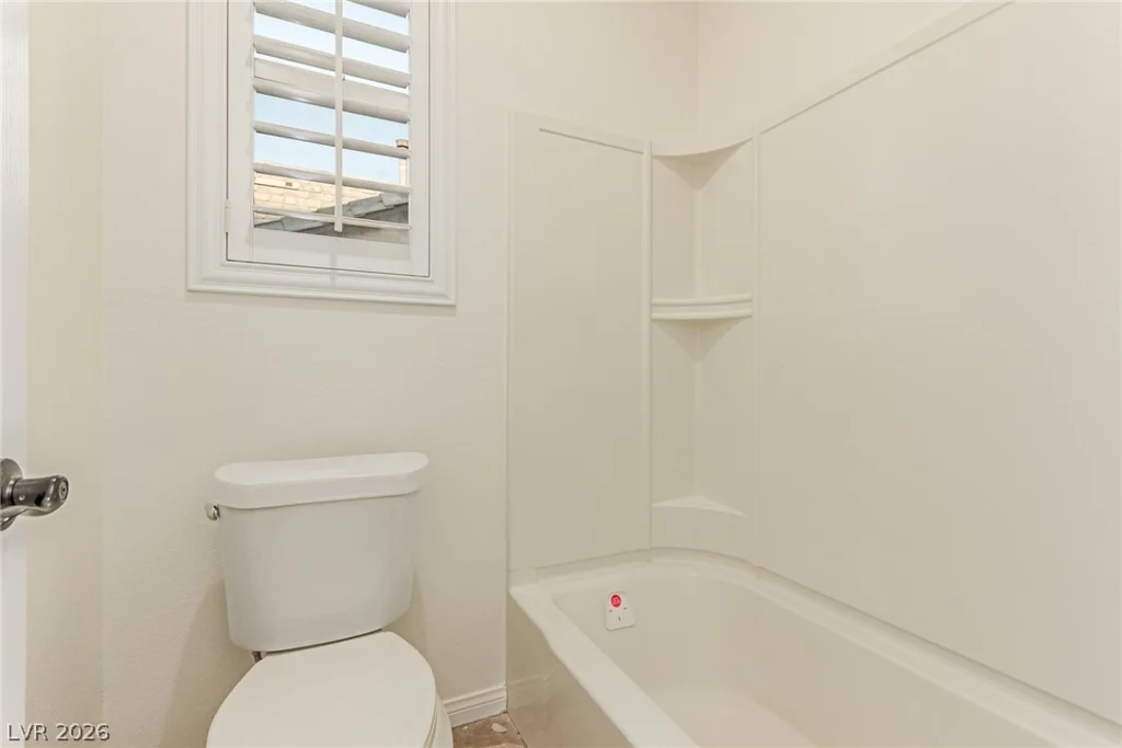 10407 Hemingway, Las Vegas, NV 89149