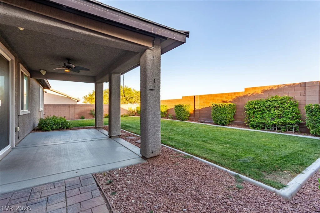 10407 Hemingway, Las Vegas, NV 89149
