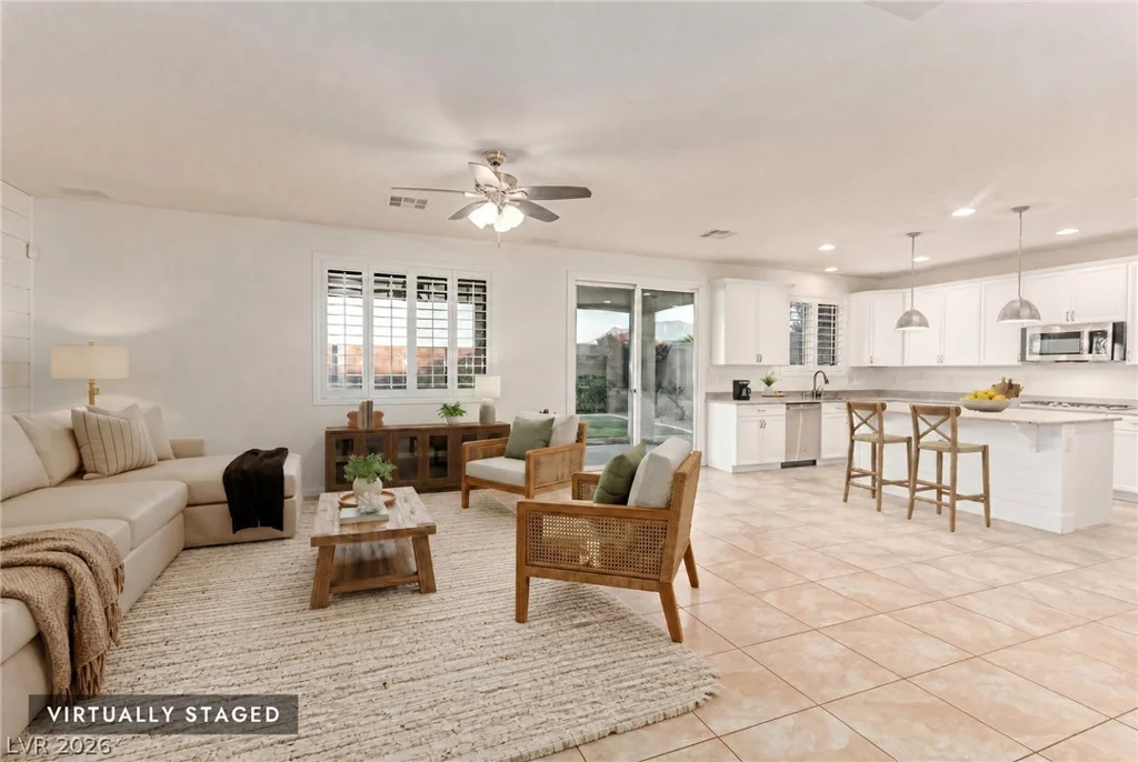 10407 Hemingway, Las Vegas, NV 89149