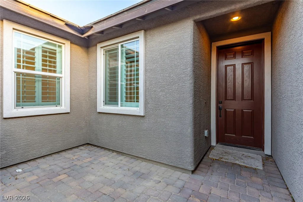 10407 Hemingway, Las Vegas, NV 89149