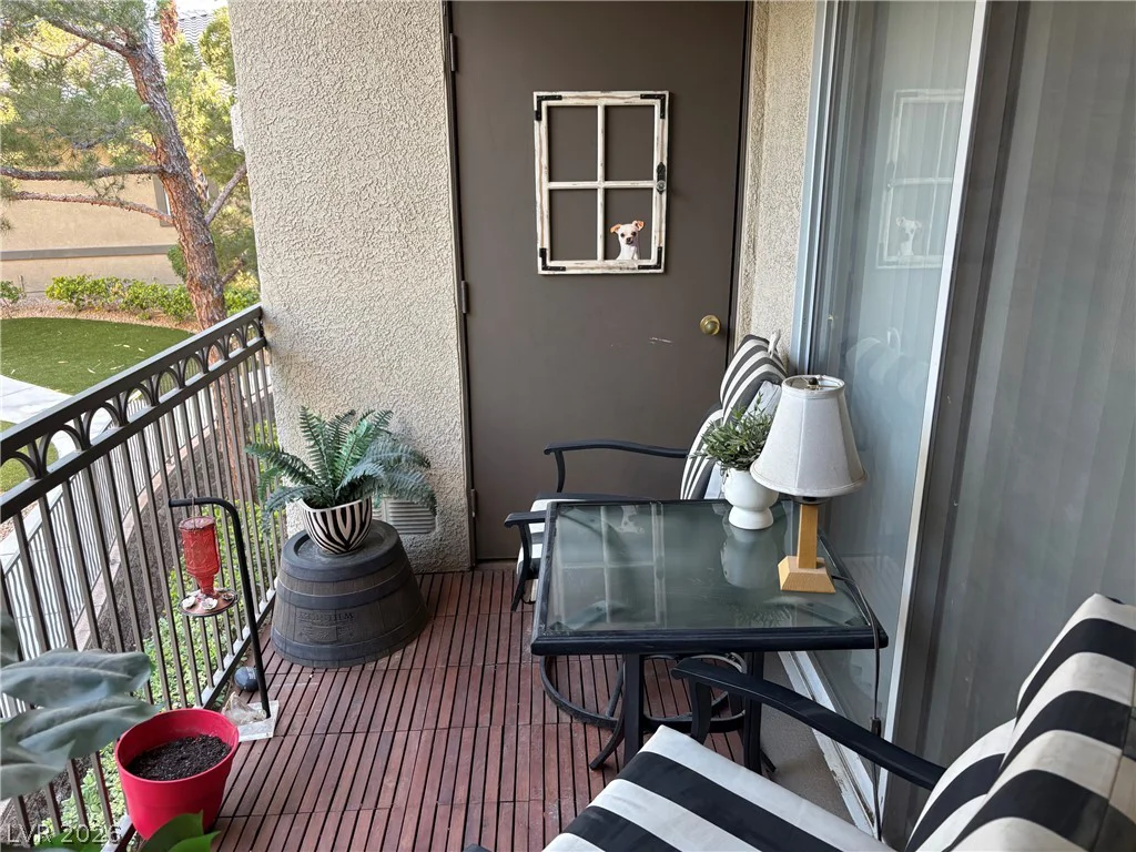 9050 Warm Springs, Las Vegas, NV 89148