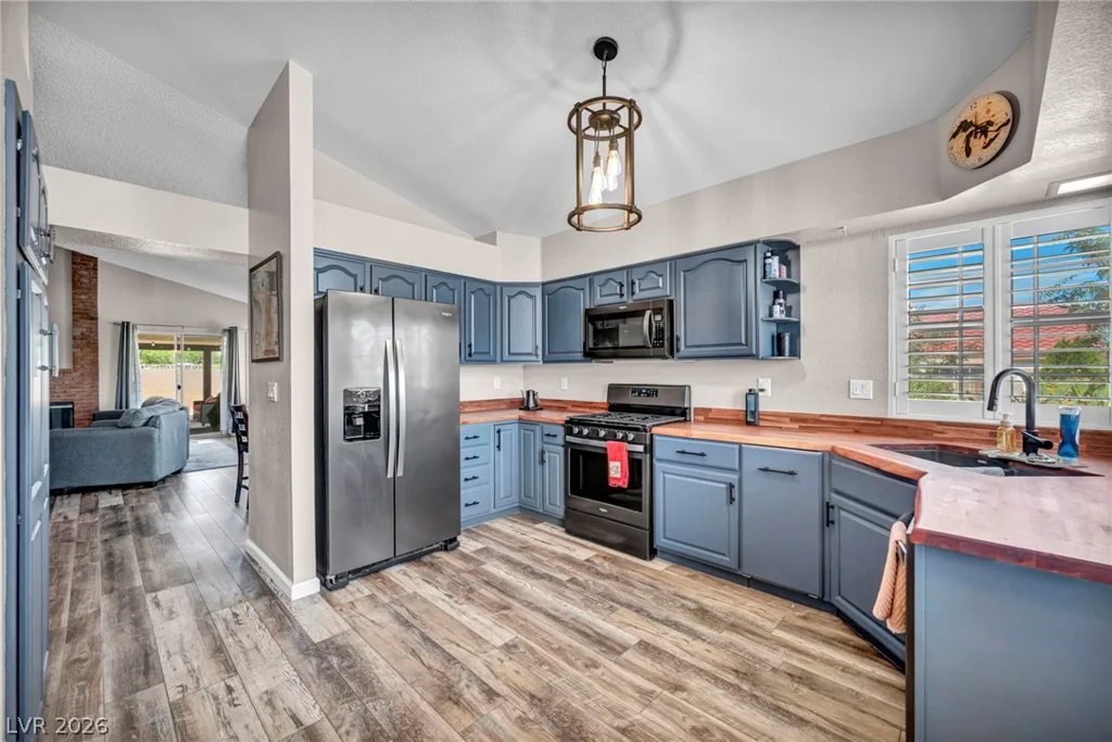 3 Richland Acres, Henderson, NV 89074