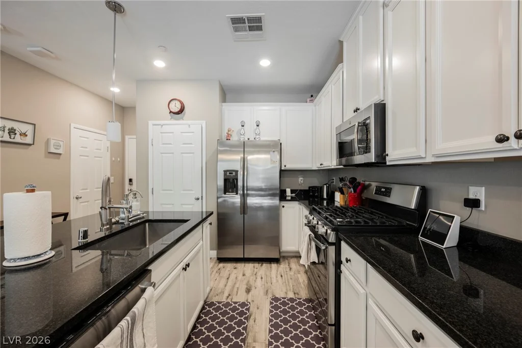 8469 Insignia, Las Vegas, NV 89178