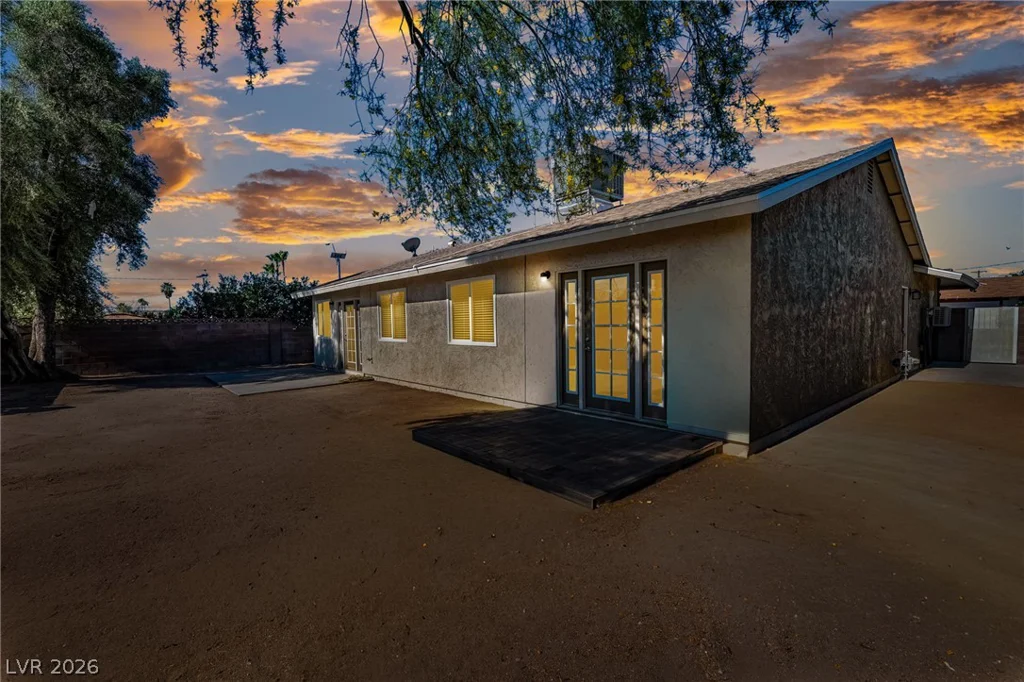 417 Meadow Valley, Las Vegas, NV 89107