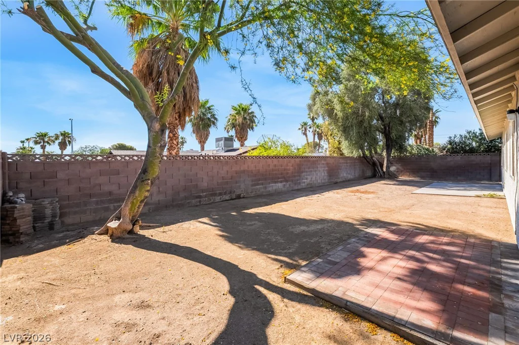417 Meadow Valley, Las Vegas, NV 89107