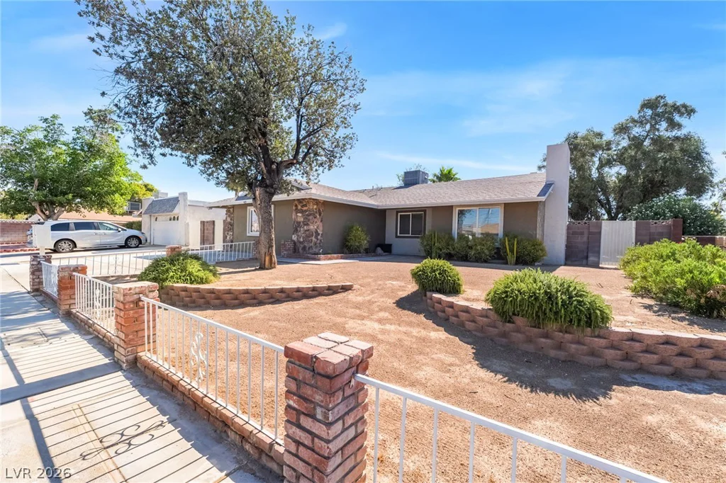 417 Meadow Valley, Las Vegas, NV 89107