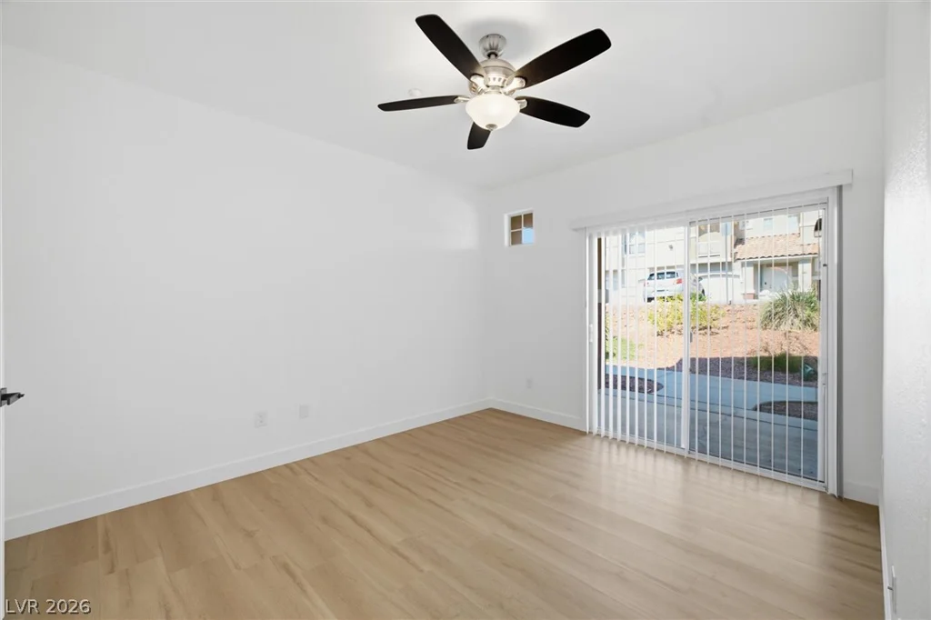 5855 Valley, North Las Vegas, NV 89031