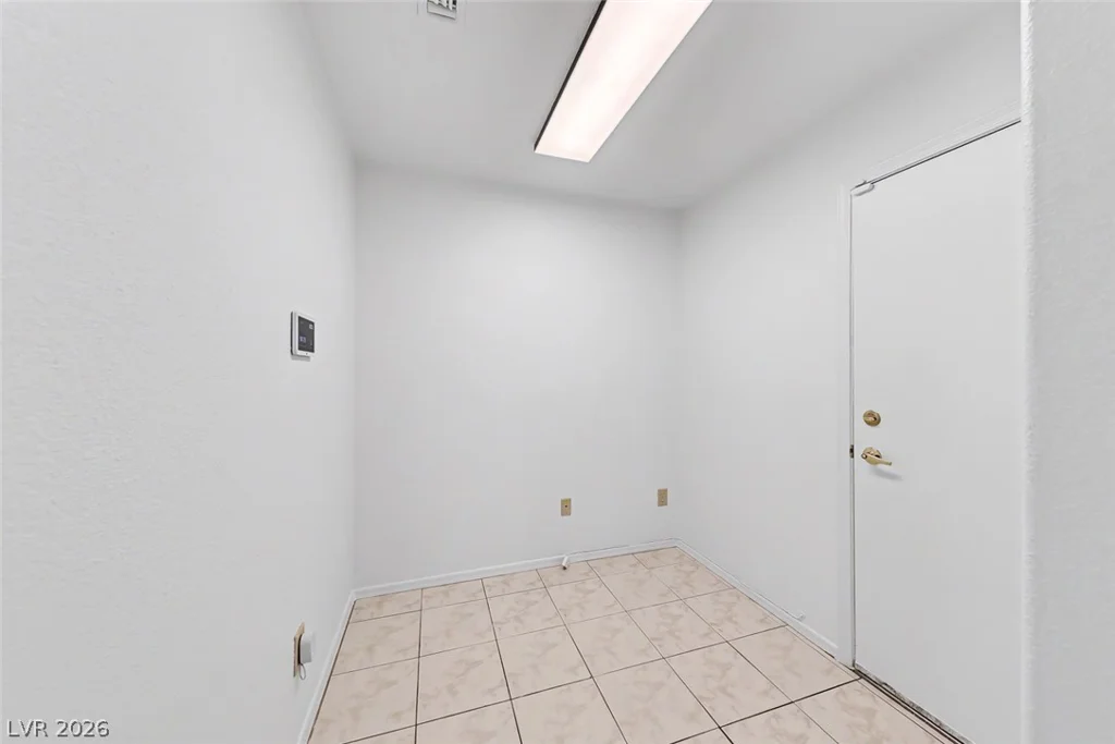 2648 Highvale, Las Vegas, NV 89134