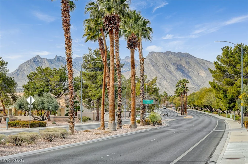 2648 Highvale, Las Vegas, NV 89134
