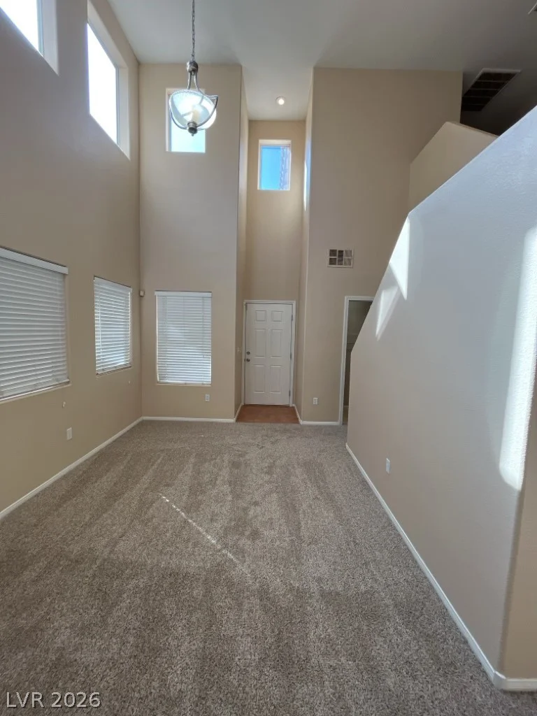 5680 Woods Crossing, Las Vegas, NV 89148