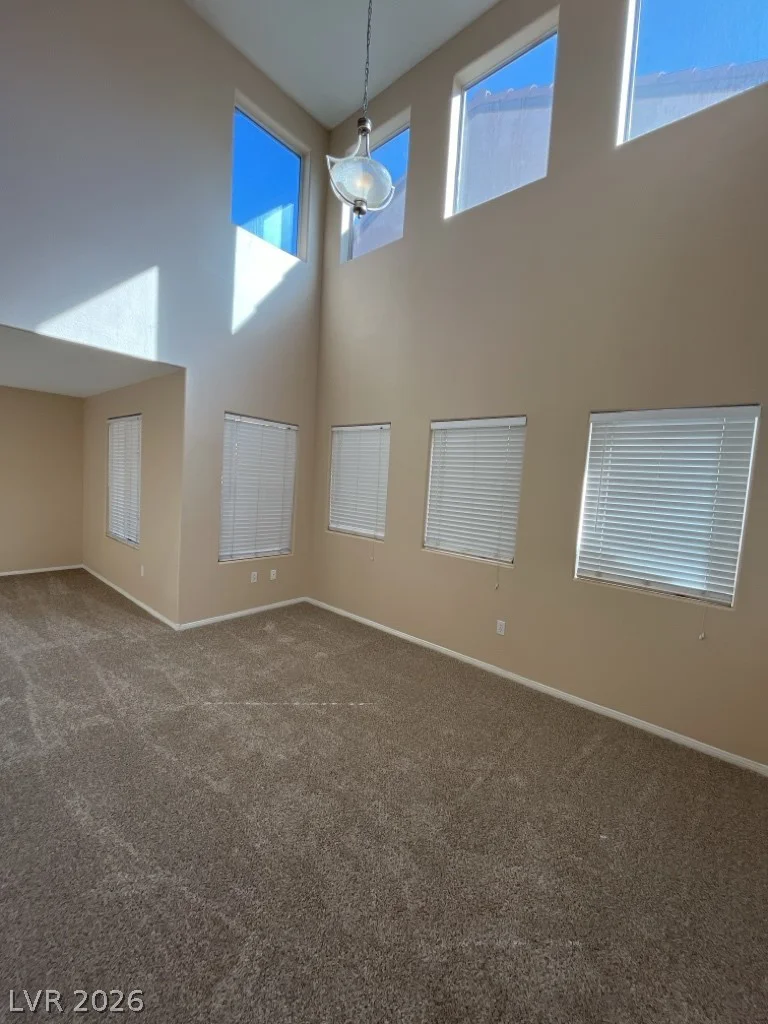 5680 Woods Crossing, Las Vegas, NV 89148