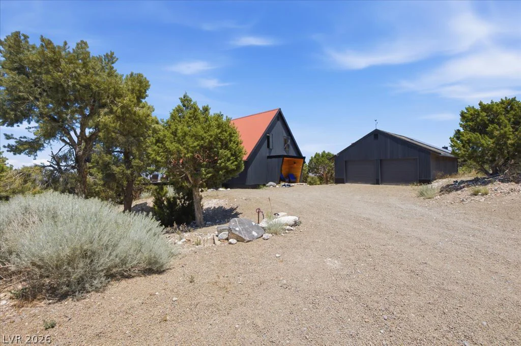 154 Oak Trail, Cold Creek, NV 89124