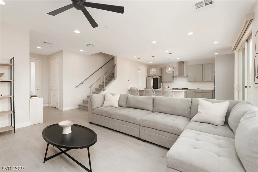 11335 Gravitation, Las Vegas, NV 89135