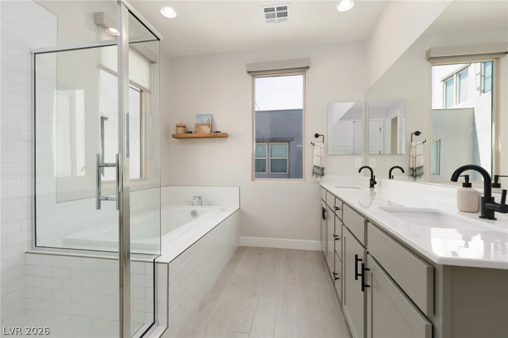 11335 Gravitation, Las Vegas, NV 89135