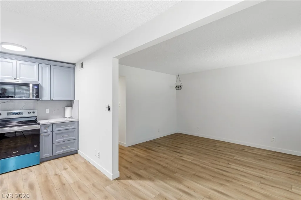 208 Orland, Las Vegas, NV 89107