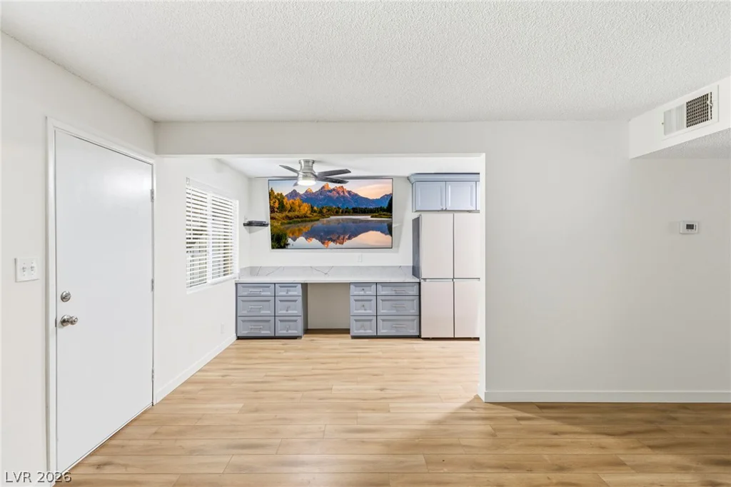 208 Orland, Las Vegas, NV 89107
