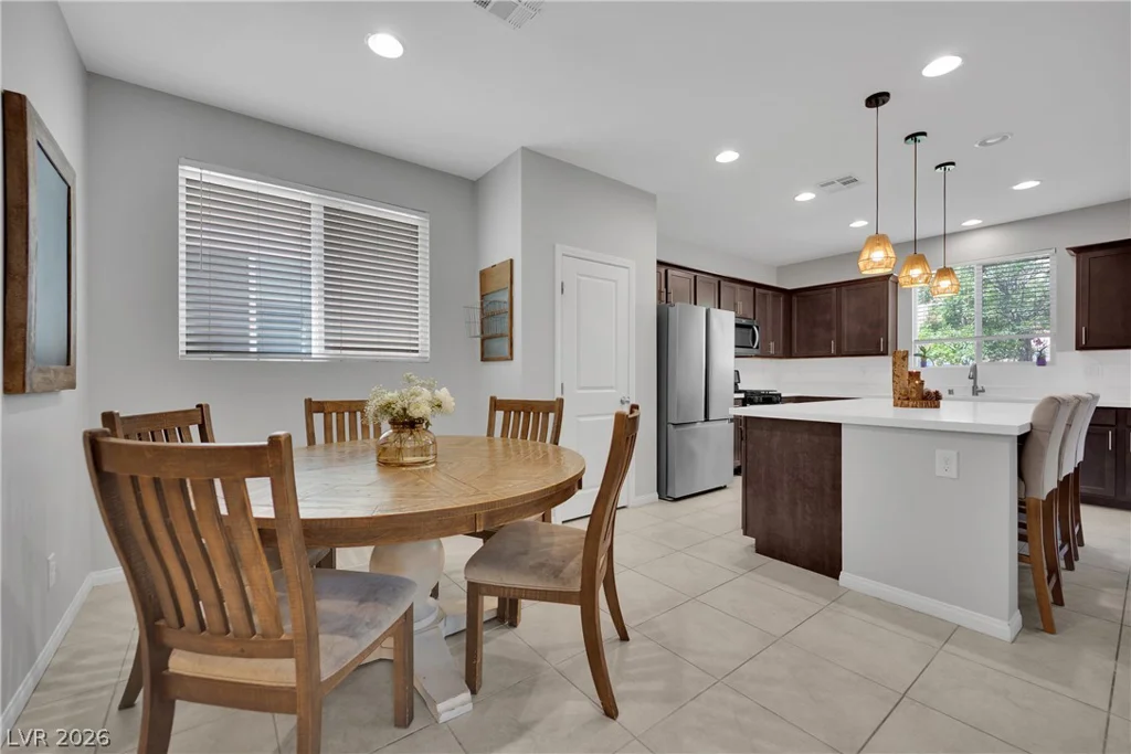 8031 Skye Bridge, Las Vegas, NV 89166
