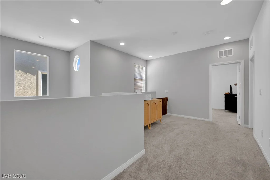 8031 Skye Bridge, Las Vegas, NV 89166