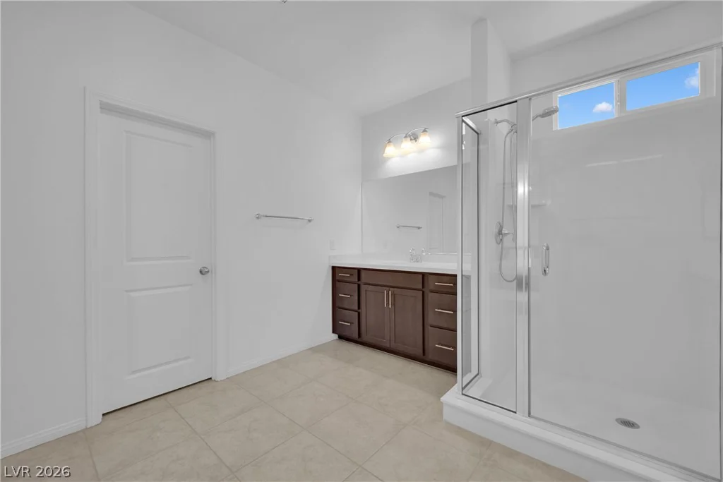 8031 Skye Bridge, Las Vegas, NV 89166