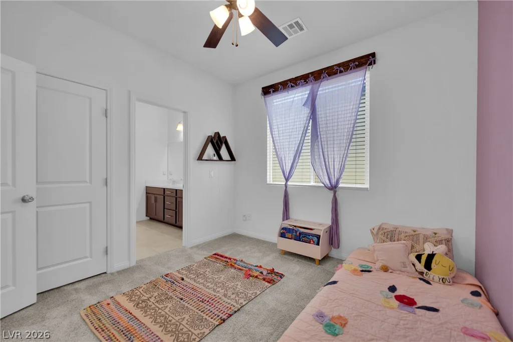 8031 Skye Bridge, Las Vegas, NV 89166