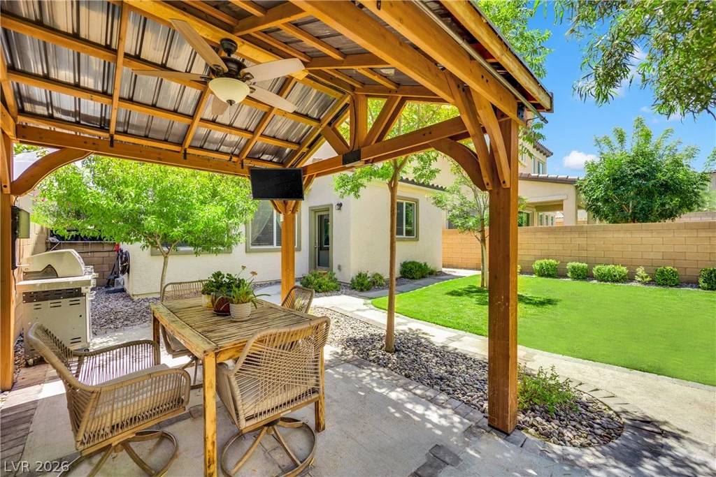 8031 Skye Bridge, Las Vegas, NV 89166