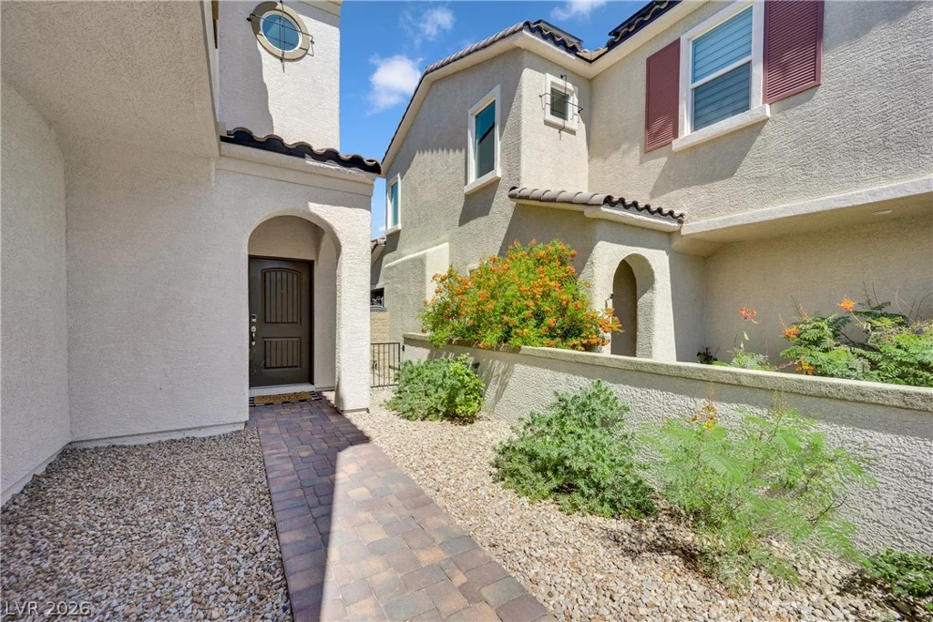 8031 Skye Bridge, Las Vegas, NV 89166