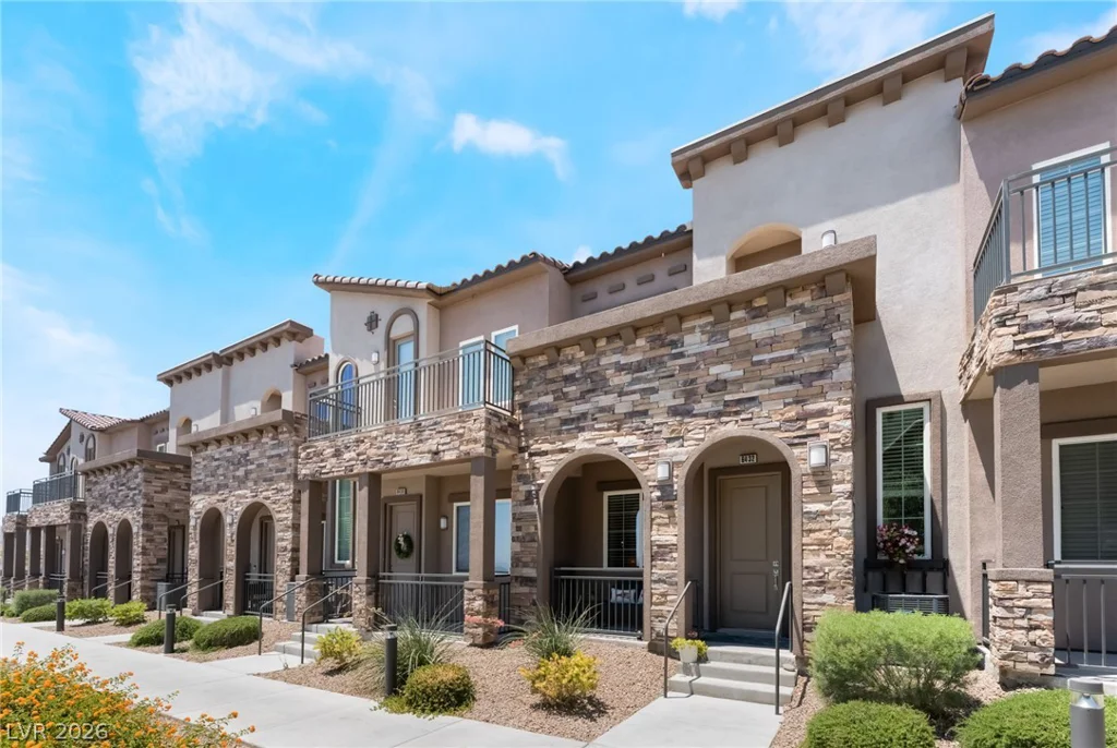 6432 Spring Jog, Las Vegas, NV 89166