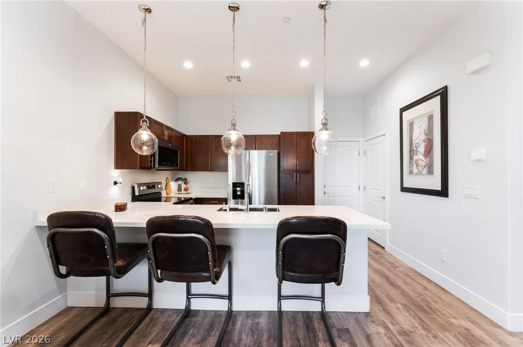 6432 Spring Jog, Las Vegas, NV 89166
