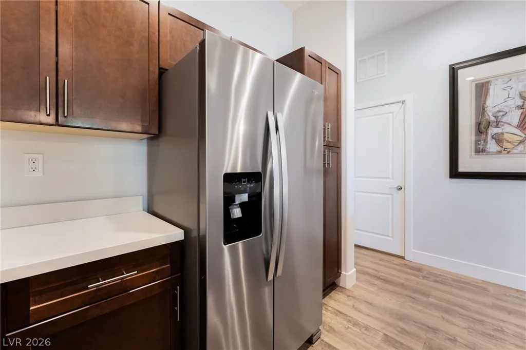 6432 Spring Jog, Las Vegas, NV 89166