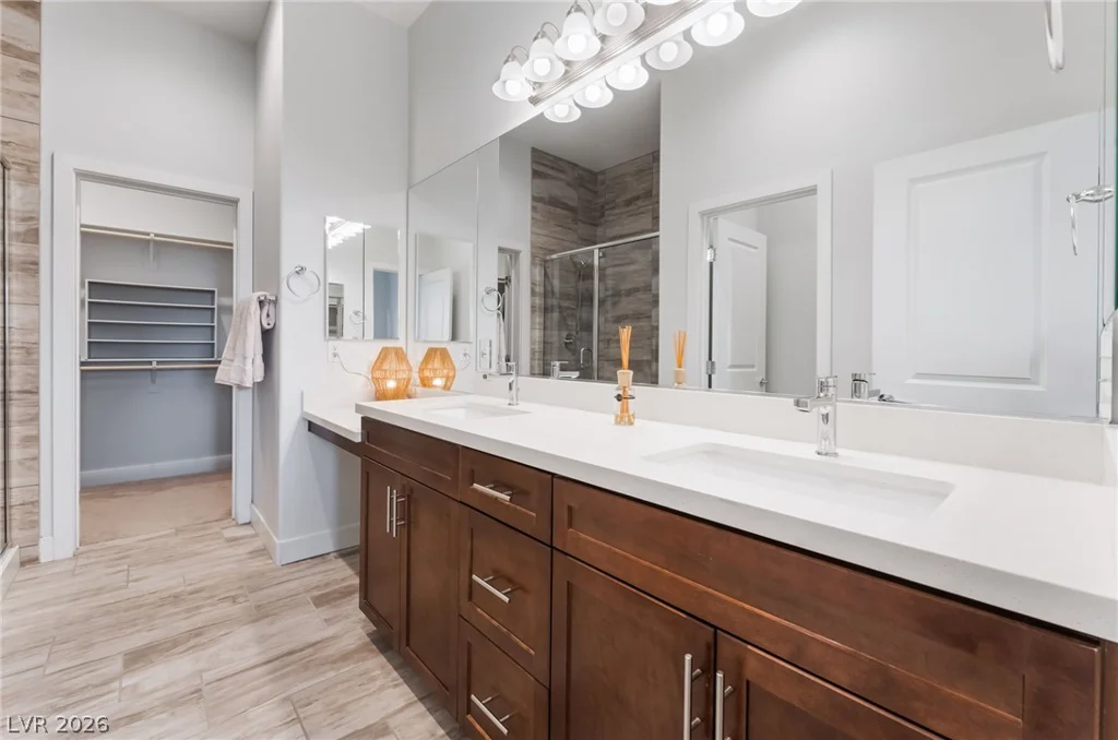 6432 Spring Jog, Las Vegas, NV 89166