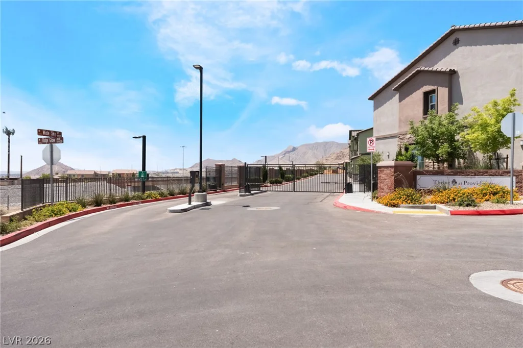 6432 Spring Jog, Las Vegas, NV 89166